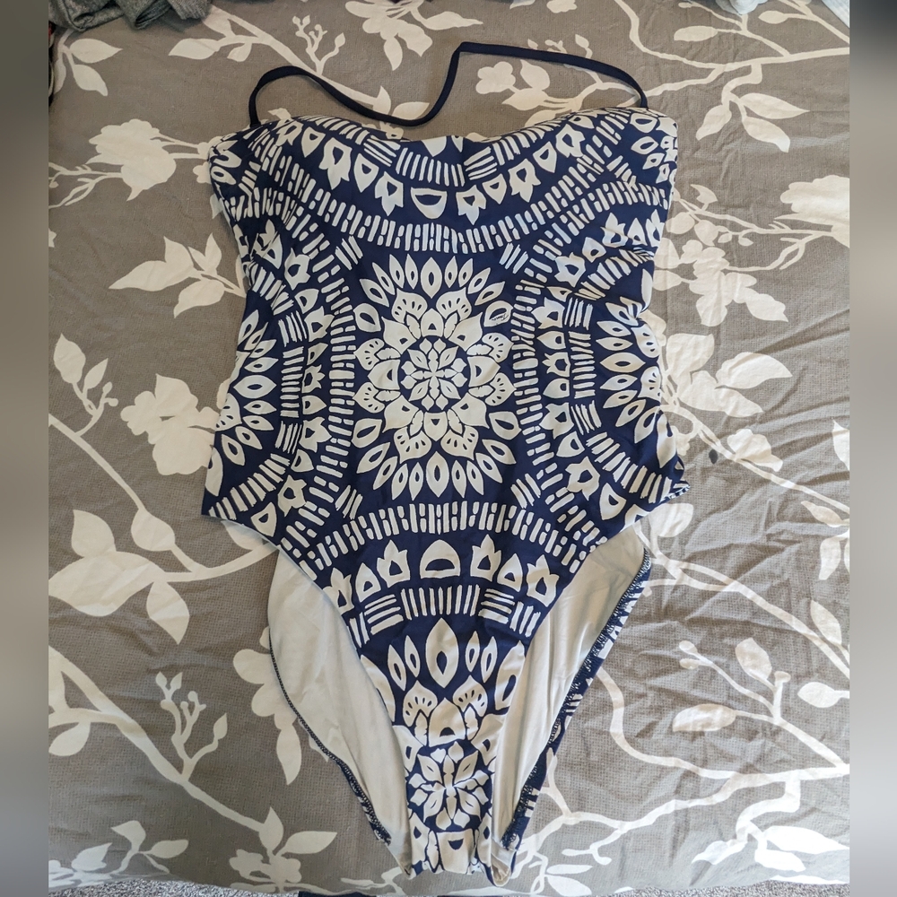 Trina Turk bandeau swimsuit - Navy/White tribal print Size 14